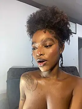 Snapshot of Zizi-campbel chatting on March 2025 08:26:02 AM Zizi-campbel online show from March 2025 08:26:02 AM