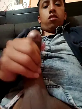 Alex-col online show from April 2026 08:48:02 PM