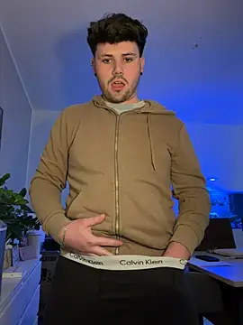 gayboooy nrw online show from May 2026 10:35:02 PM