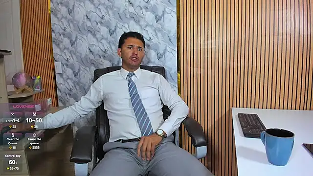 Hideintheoffice online show from March 2026 01:10:02 PM