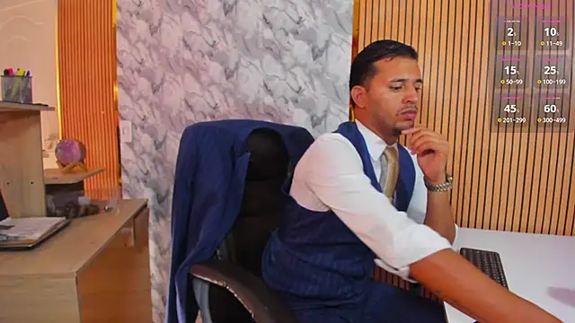 Hideintheoffice online show from March 2026 12:29:02 PM