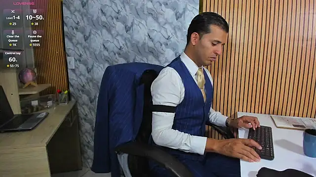 Hideintheoffice online show from April 2026 03:30:01 AM