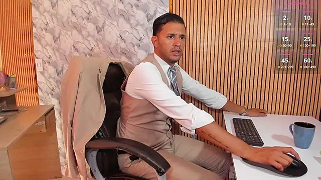 Hideintheoffice online show from March 2026 12:47:01 PM