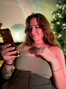 Snapshot of MayaMystic chatting on December 2025 01:10:02 PM MayaMystic online show from December 2025 01:10:02 PM