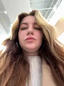 Snapshot of MayaMystic chatting on March 2025 08:34:02 AM MayaMystic online show from March 2025 08:34:02 AM