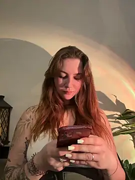 Snapshot of MayaMystic chatting on November 2025 01:34:02 PM MayaMystic online show from November 2025 01:34:02 PM