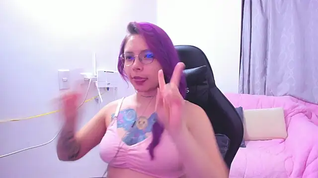 LilSasha online show from April 2026 03:32:02 AM