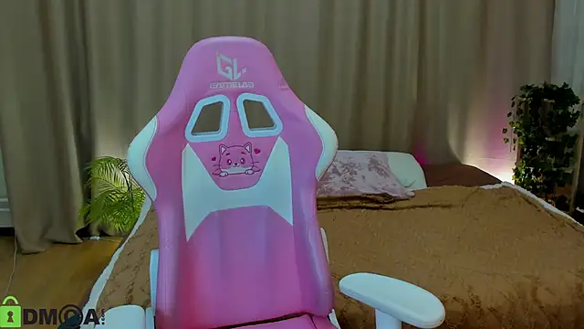 Cheryl  Brown online show from September 2025 12:05:02 AM