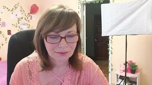 Miss Moren online show from March 2026 02:30:01 PM