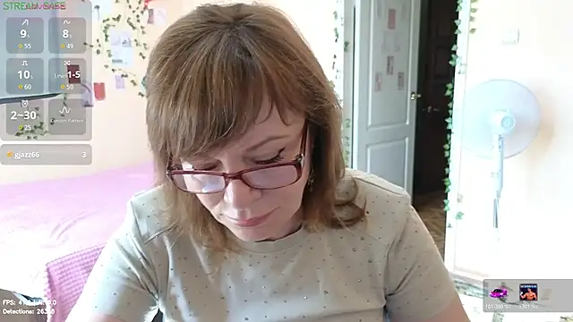 Miss Moren online show from July 2026 04:08:01 AM