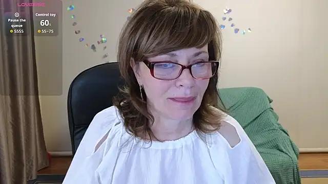 Miss Moren online show from March 2026 08:43:01 PM