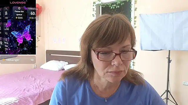 Miss Moren online show from July 2026 05:40:02 AM