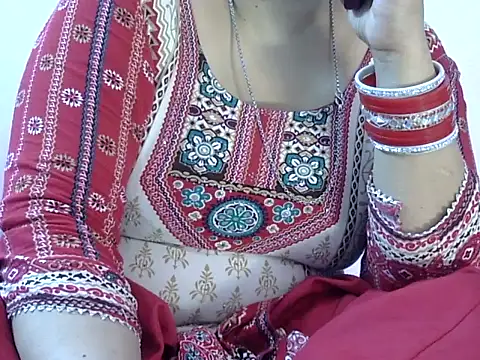 Snapshot of Housewife12 chatting on October 2025 06:48:02 AM Housewife12 online show from October 2025 06:48:02 AM