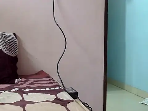 Snapshot of Housewife12 chatting on November 2025 08:30:01 AM Housewife12 online show from November 2025 08:30:01 AM