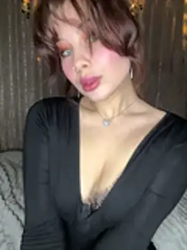 AmmyRich1 online show from March 2026 01:51:03 PM