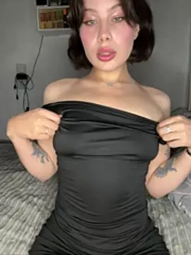 Snapshot of AmmyRich1 chatting on August 2026 07:15:01 AM AmmyRich1 online show from August 2026 07:15:01 AM