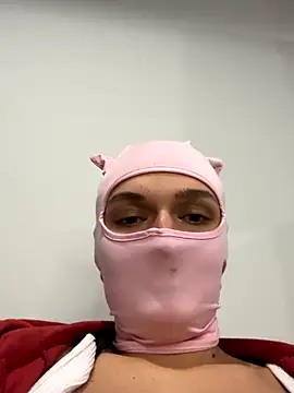 Nikki Hoee online show from November 2025 06:41:02 PM