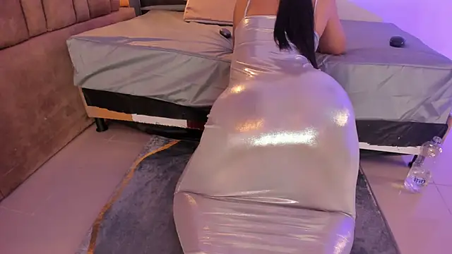 victoriaroyce1 online show from November 2025 03:46:02 PM