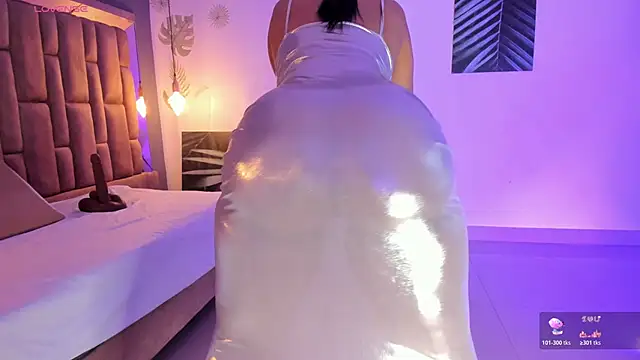 victoriaroyce1 online show from November 2025 03:48:02 PM