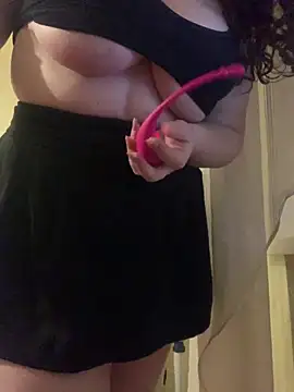 Snapshot of boobsiekattie chatting on December 2024 06:15:02 PM boobsiekattie online show from December 2024 06:15:02 PM