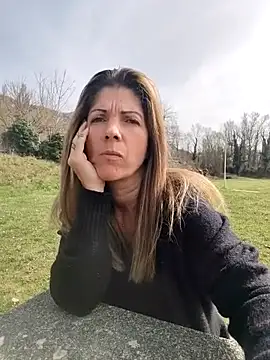 Snapshot of sansan2411 chatting on March 2026 12:11:02 PM sansan2411 online show from March 2026 12:11:02 PM