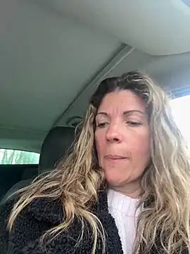 Snapshot of sansan2411 chatting on March 2026 01:01:01 PM sansan2411 online show from March 2026 01:01:01 PM