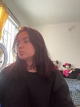 Ema kraus online show from March 2026 08:32:01 PM