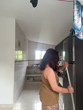 Ema kraus online show from April 2026 09:54:02 PM