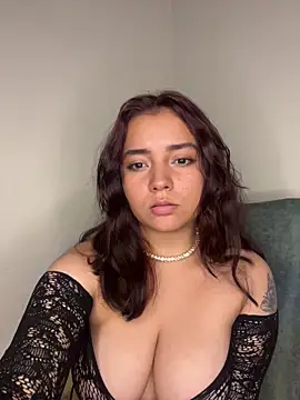 Ema kraus online show from April 2026 12:22:01 AM