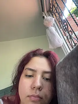 Ema kraus online show from April 2026 08:01:02 PM