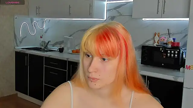 Sweet white chocolate online show from November 2025 10:07:01 AM