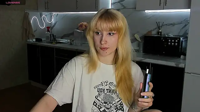 Sweet white chocolate online show from March 2026 10:28:01 AM