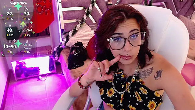Snapshot of Camilaa1__ chatting on December 2024 03:44:02 AM Camilaa1 online show from December 2024 03:44:02 AM