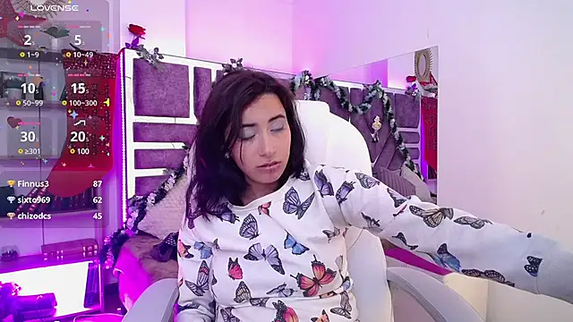 Snapshot of Camilaa1__ chatting on December 2024 06:49:02 AM Camilaa1 online show from December 2024 06:49:02 AM