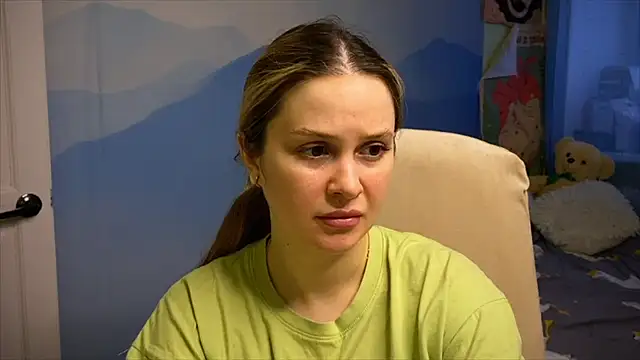 Snapshot of IlonaMurf chatting on December 2025 10:39:02 AM IlonaMurf online show from December 2025 10:39:02 AM