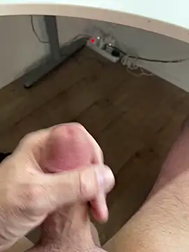 mikiss789 online show from March 2026 04:51:02 PM