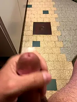 mikiss789 online show from October 2025 03:07:02 AM