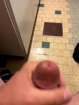 mikiss789 online show from November 2025 03:43:01 AM