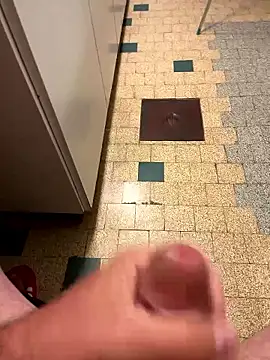 mikiss789 online show from October 2025 03:19:01 AM