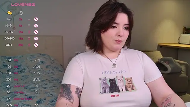 Snapshot of YumiYammy chatting on November 2025 08:29:01 PM YumiYammy online show from November 2025 08:29:01 PM