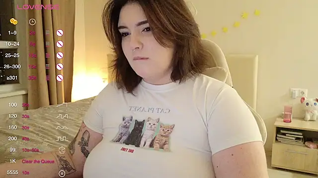 YumiYammy online show from January 2026 08:12:02 PM