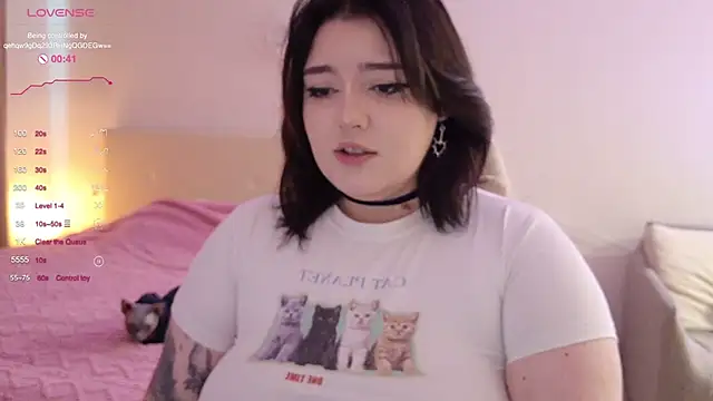 YumiYammy online show from March 2026 03:07:01 PM