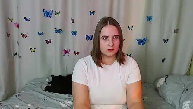 Phantommira online show from January 2025 09:21:01 PM