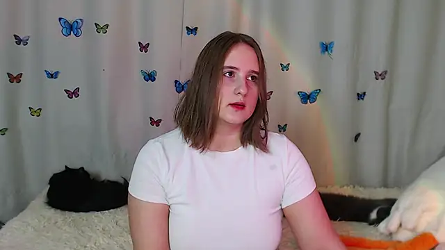 Phantommira online show from February 2025 10:19:02 PM