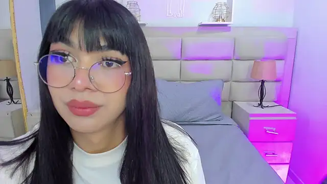 Snapshot of RoseCassie chatting on March 2025 12:56:02 PM RoseCassie online show from March 2025 12:56:02 PM