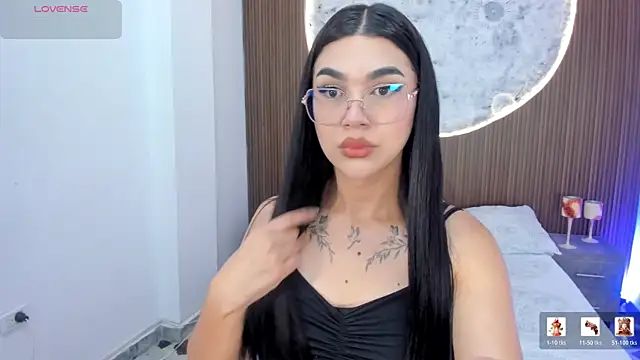 RoseCassie online show from April 2026 01:39:02 PM