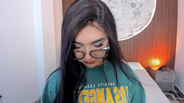 RoseCassie online show from March 2026 02:09:01 PM