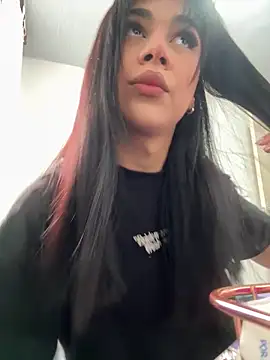 RoseCassie online show from October 2025 12:37:01 PM