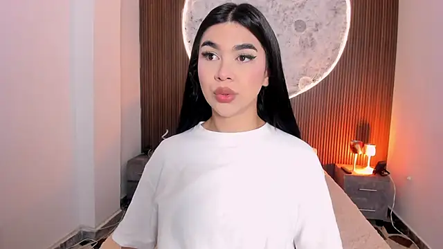 RoseCassie online show from April 2026 01:04:01 PM