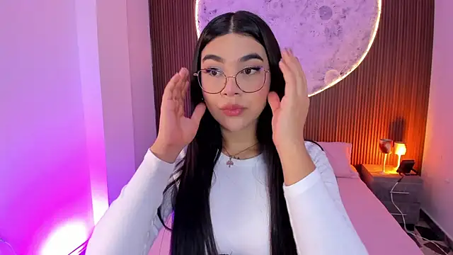 RoseCassie online show from May 2026 12:58:01 PM